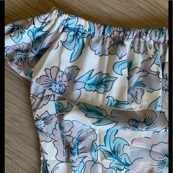 ‼️Last One‼️🍃Off Shoulder Top🍃 - Picture 4 of 8